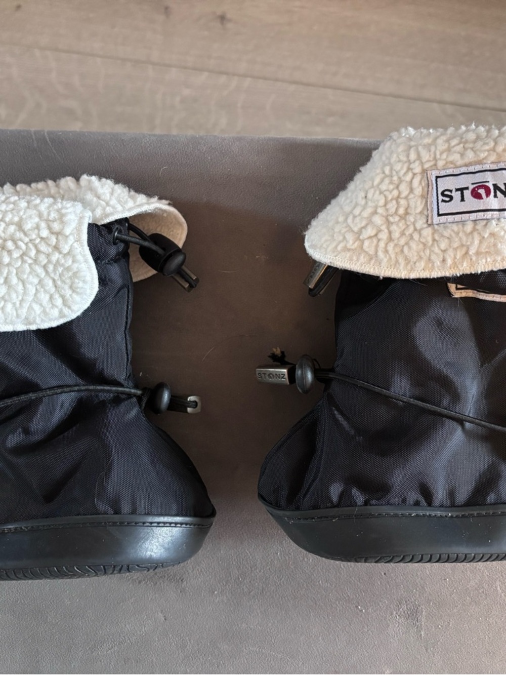 Stonz Black Kids Sherpa Cuff Water-Resistant Booties